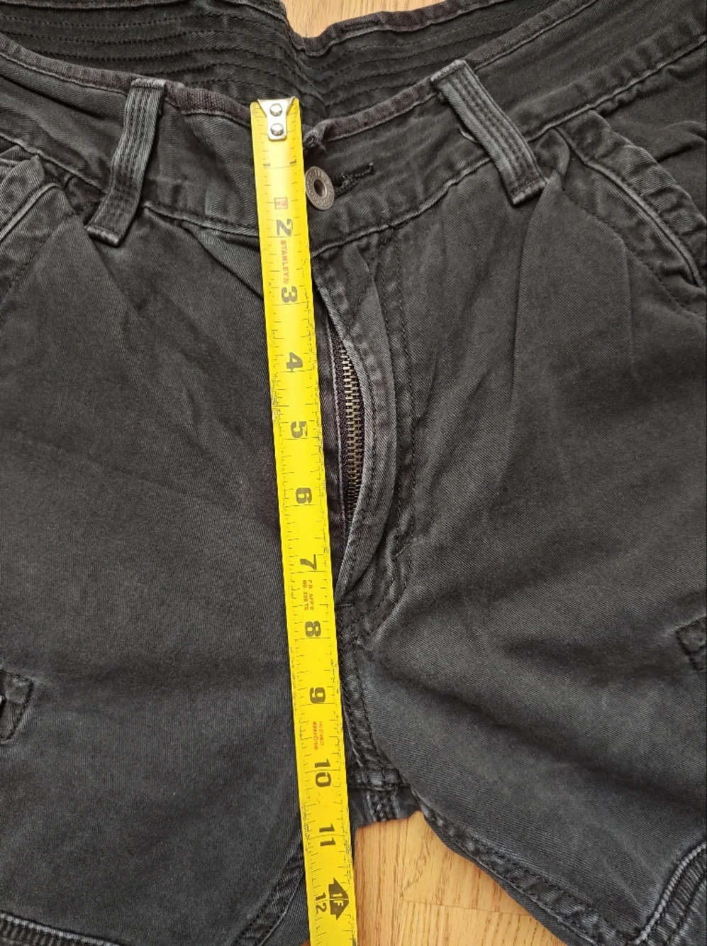 Levi's Mens Black Cargo Shorts Size 32 Cotton Rugged Casual Outdoor